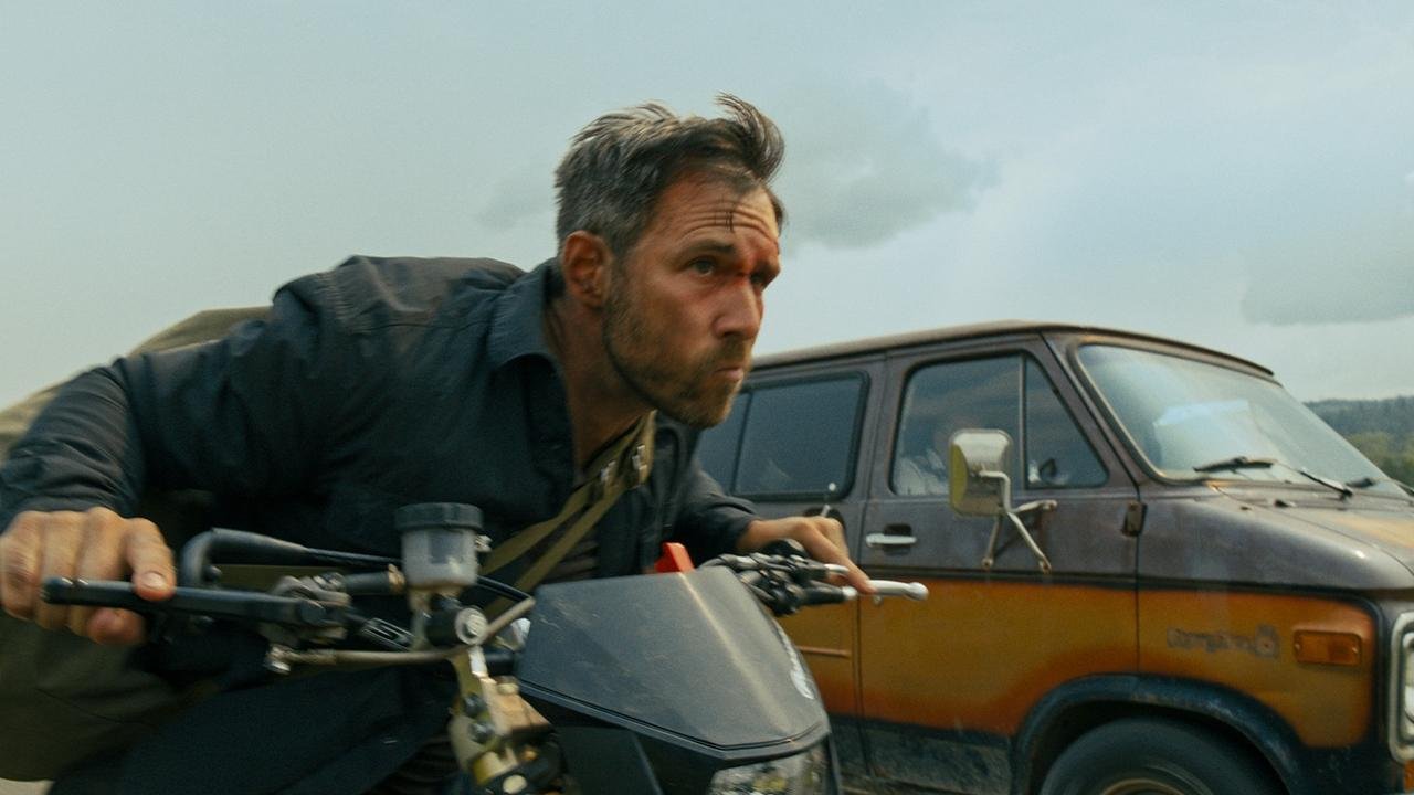 فيلم Get Fast 2024